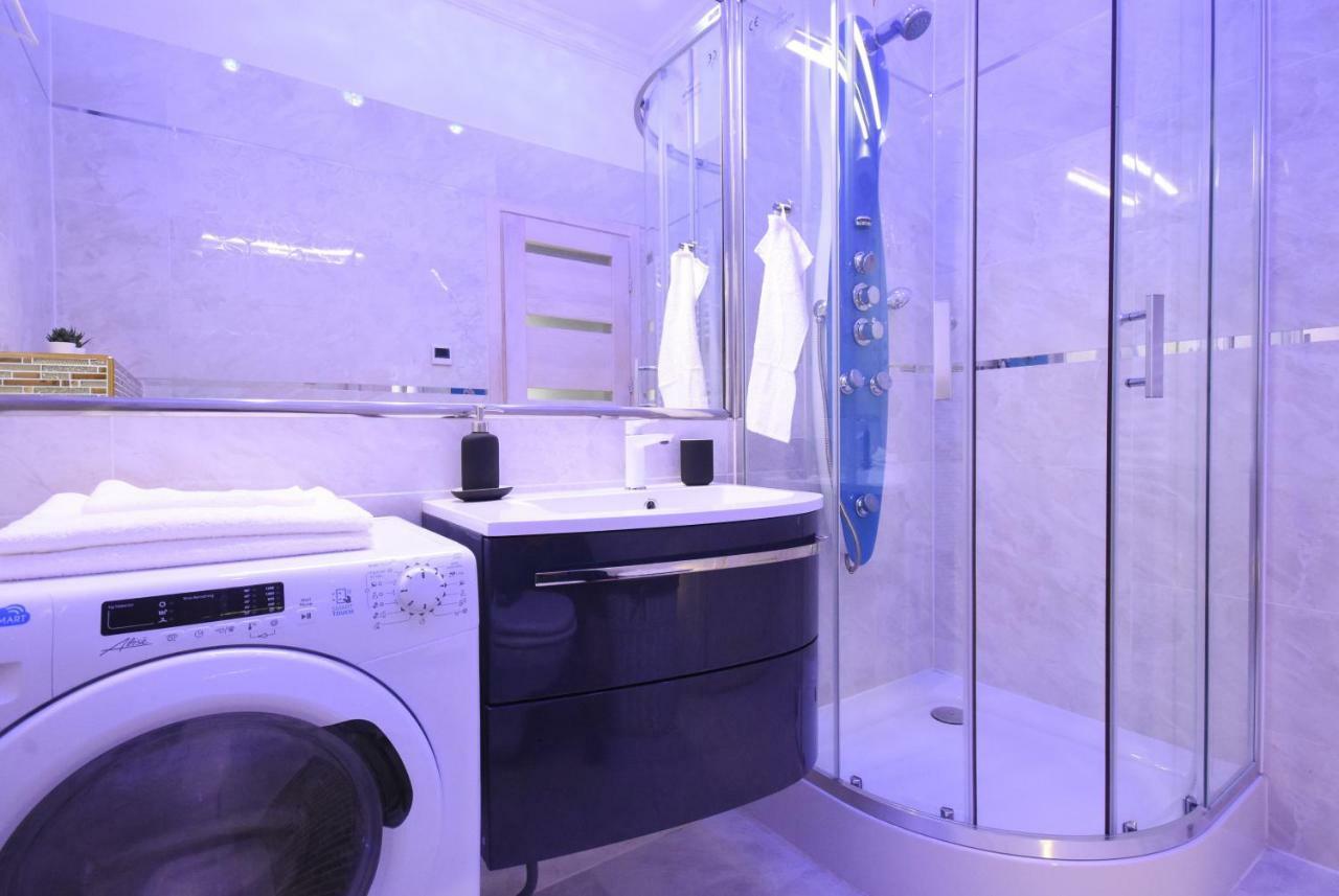 Modern Design Apartment In The City Center Budapest Esterno foto